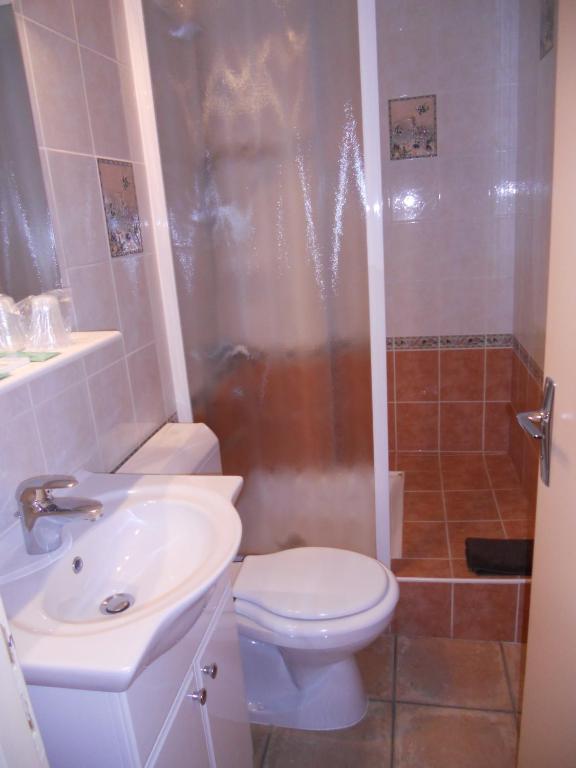 Hotel Bellevue Ayse Room photo